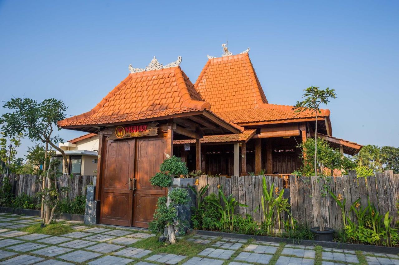 Victory Munggu Hotel Canggu Buitenkant foto